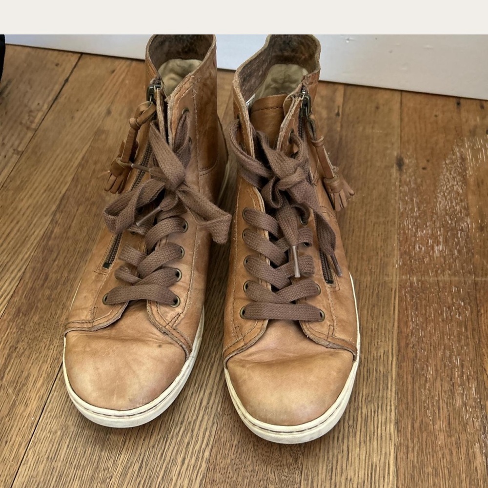 UGG Brown High-Top Sneakers with Laces
